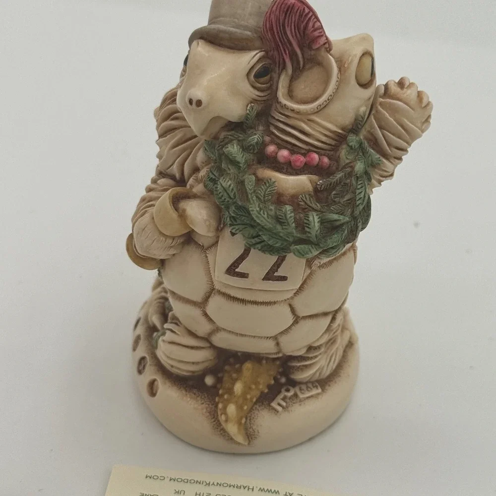 Harmony Kingdom Slow Dance Turtle Box Figurine Peter Calvesbert Treasure Jest
